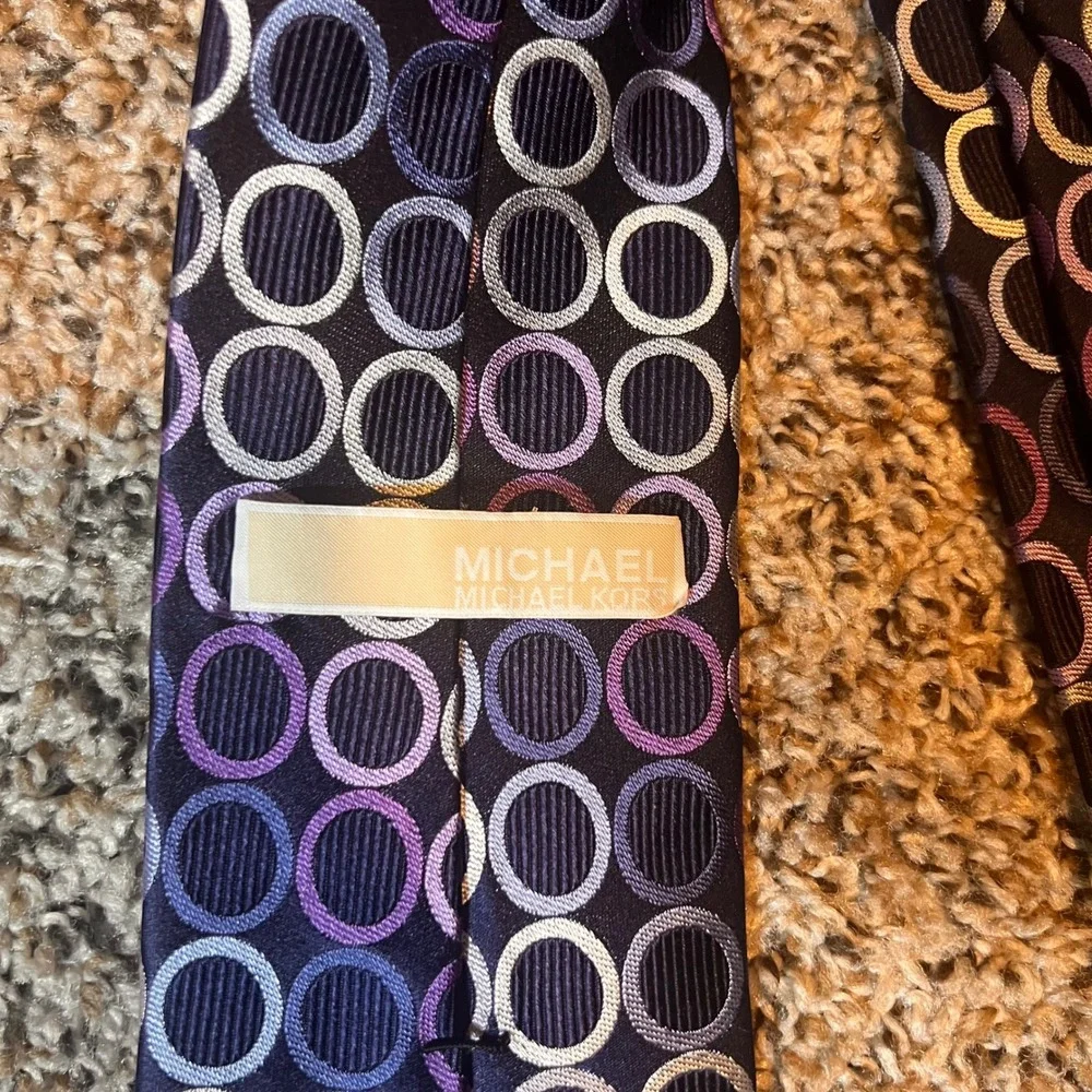 Michael Kors Circle Pattern Necktie‎ - Purple, Silver, Black - Men's Tie